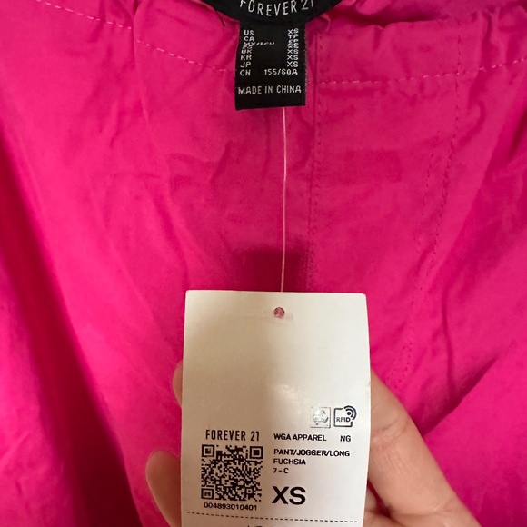 Forever 21 toggle drawstring parachute pants size XS - Picture 4 of 4